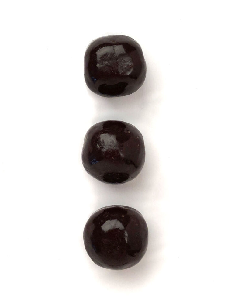 Chokoladekugler fra Karamel Kompagniet med smag af fløde, mørk chokolade og sydesalt fra Læsø